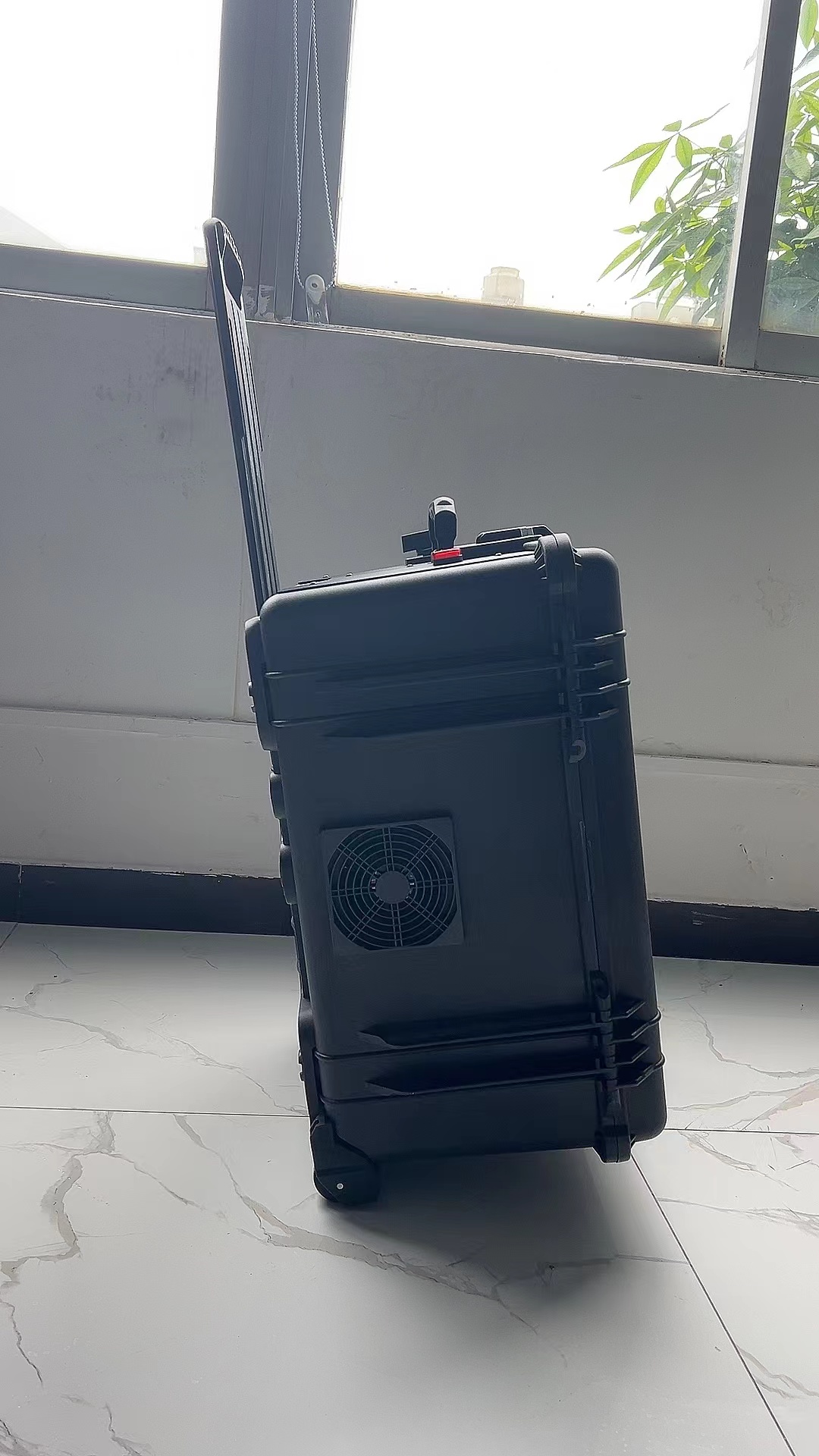 丰县手拉箱型移动通信干扰器